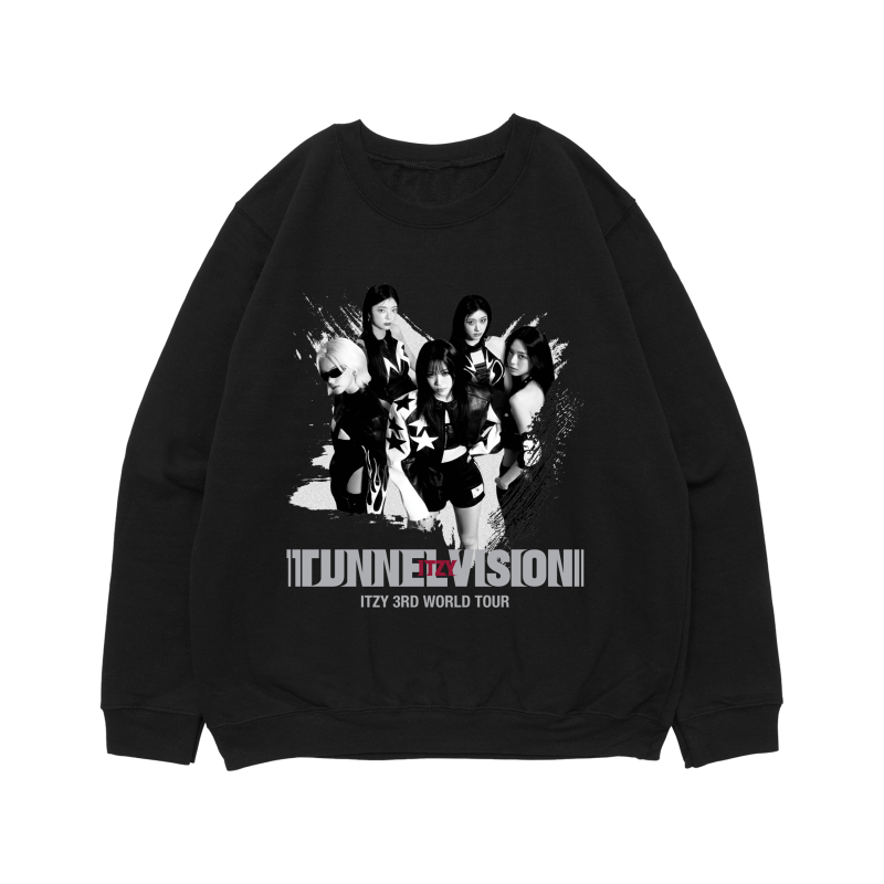 BLACK SWEATSHIRT by ITZY