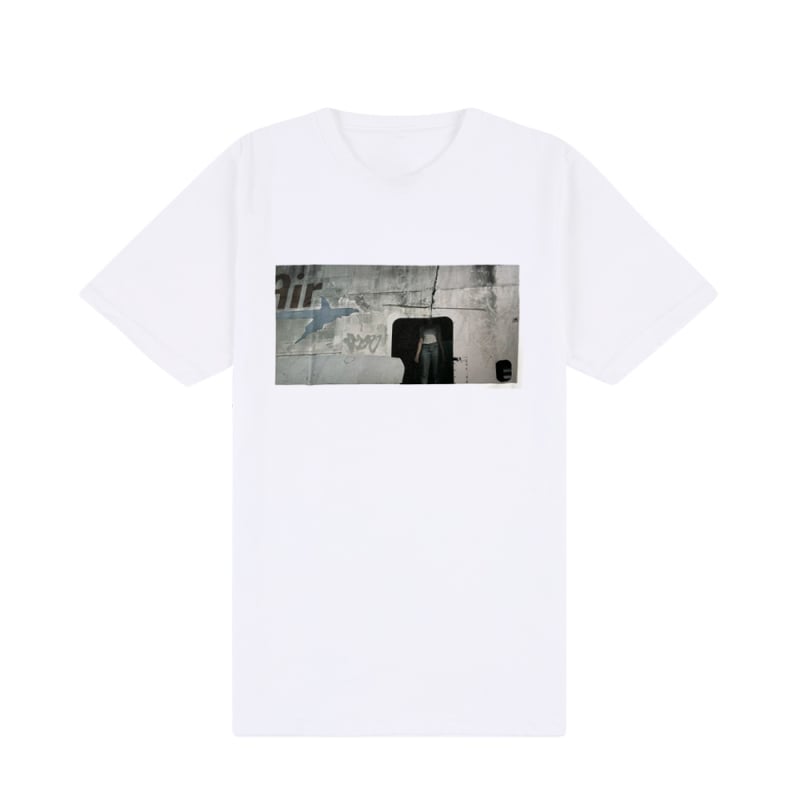 O2Sk Aeroplane Bathroom White T-shirt by Gordi